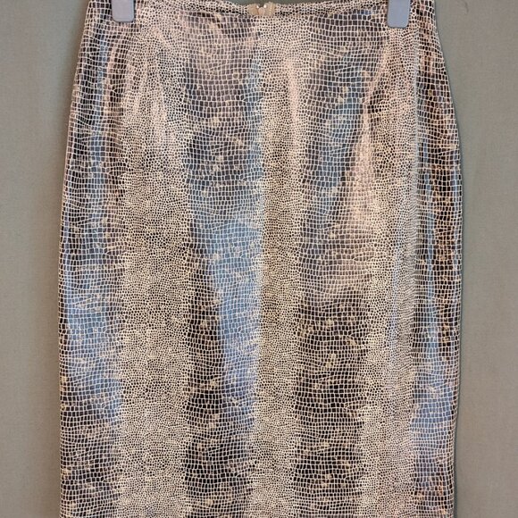 Plus size pencil skirt - Danier snakeskin print leather - Picture 2 of 10
